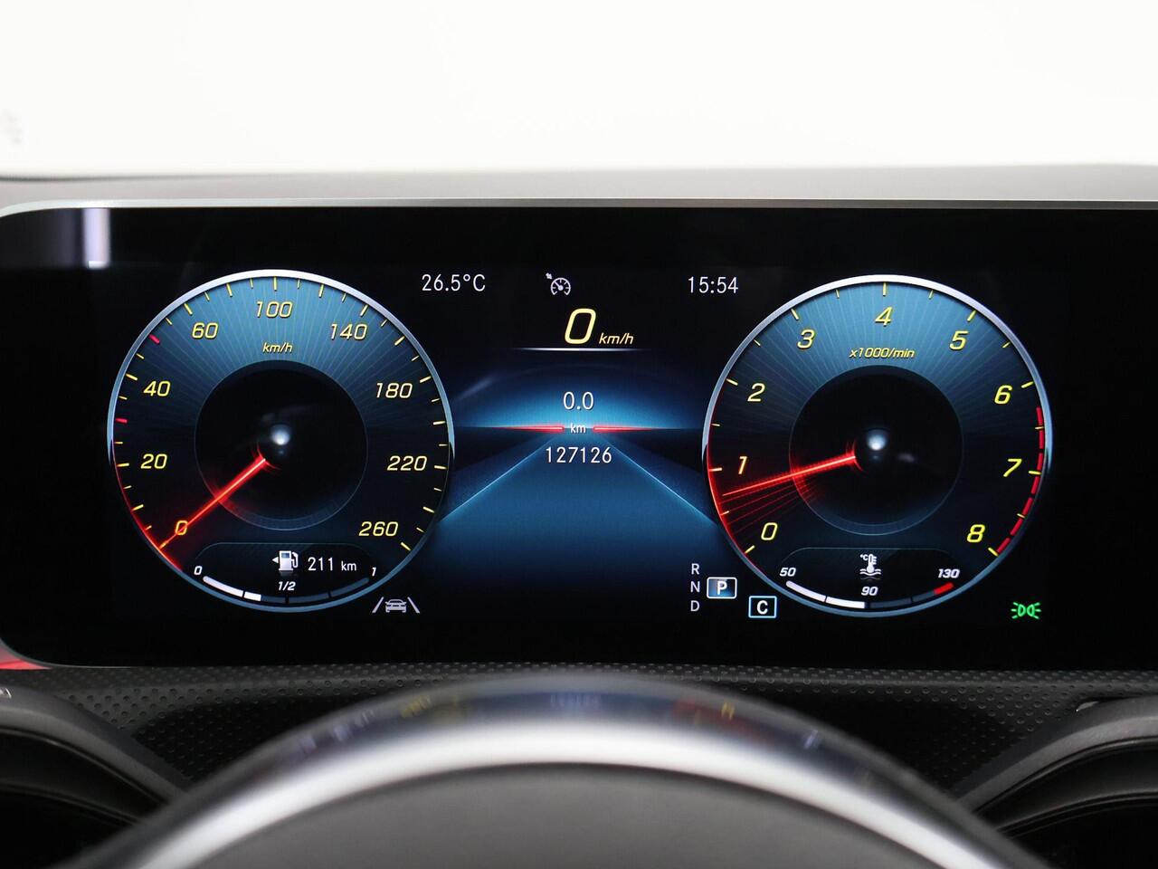 Mercedes-Benz CLA-KLASSE Shooting Brake 220 Advantage | AMG | Widescreen | Achteruitrijcamera | Apple Carplay |