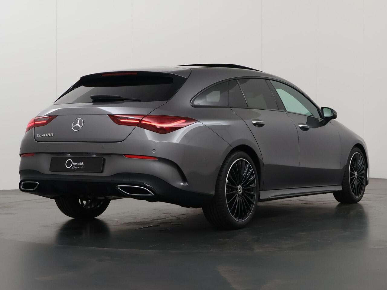 Mercedes-Benz CLA-KLASSE Shooting Brake 180 Star Edition AMG | Panoramdak | Night | 19" lichtmetalen velgen | Sfeerverlichting | Camera | Stoelverwarming |