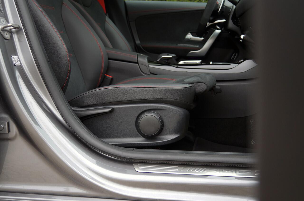 Mercedes-Benz CLA-KLASSE Shooting Brake CLA AMG 45 4M+ | Distronic Pano Trekhaak