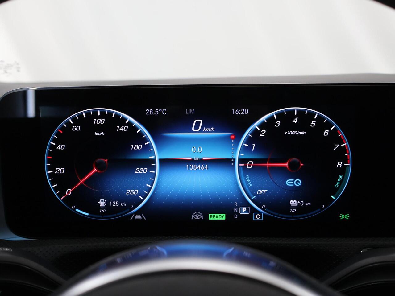 Mercedes-Benz CLA-KLASSE 250e Business Solution AMG Limited | Night | Panoramadak | Keyless | Stoelverwarming | Memory | Sfeerverlichting |