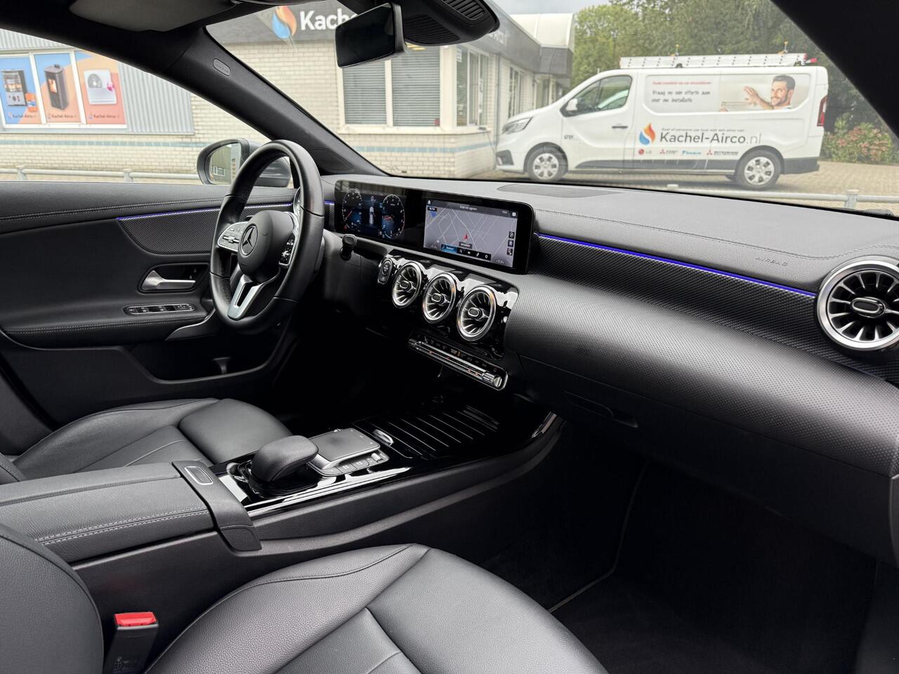 Mercedes-Benz CLA-KLASSE Shooting Brake 200 Aut. Business Sol. Luxury | Navi | Camera | Sfeer Verlichting |