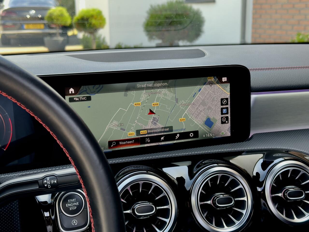 Mercedes-Benz CLA-KLASSE Shooting Brake 200 AUT7 AMG 164PK PANODAK LEDER NAVI VIRTUAL-DASH CAMERA LED LMV PDC