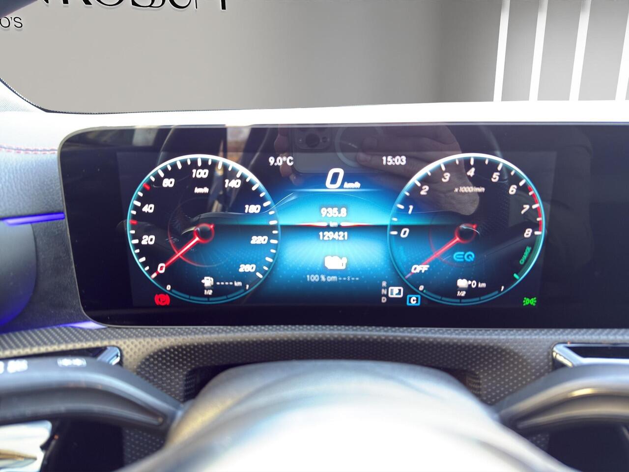 Mercedes-Benz CLA-KLASSE Shooting Brake 250 e Business Solution AMG Panoramadak | Sfeer | Camera | Stoelverw | 19"| Geheugen stoelen |