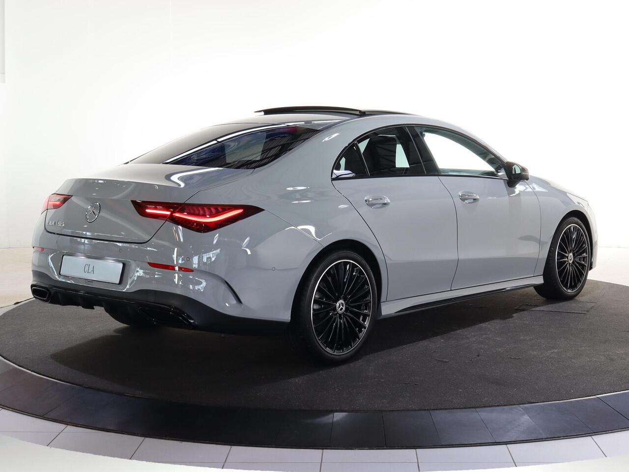 Mercedes-Benz CLA-KLASSE 180 Business Solution AMG | AMG Line Plus | Nightpakket | Head-up display | 360° camera | Techniekpakket | 19 inch AMG Velgen |