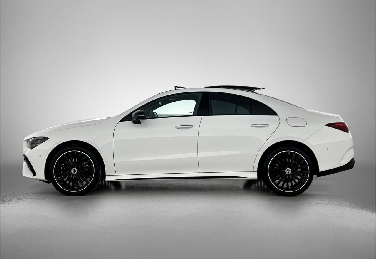 Mercedes-Benz CLA-KLASSE 250 e Business Solution AMG | AMG Line Plus pakket | Trekhaak | Panoramaschuifdak | Head-up display | Memorypakket | Smartphone integratie | Advanced sound system | 360°-camera | 19 inch AMG velgen |
