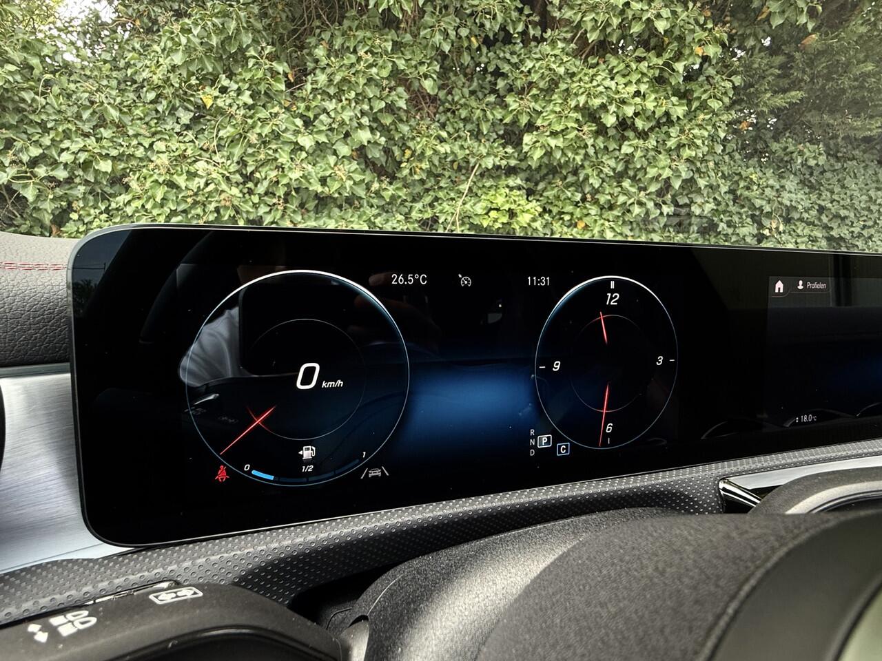 Mercedes-Benz CLA-KLASSE Shooting Brake 200 AMG I Pano I Camera I 2x Memory