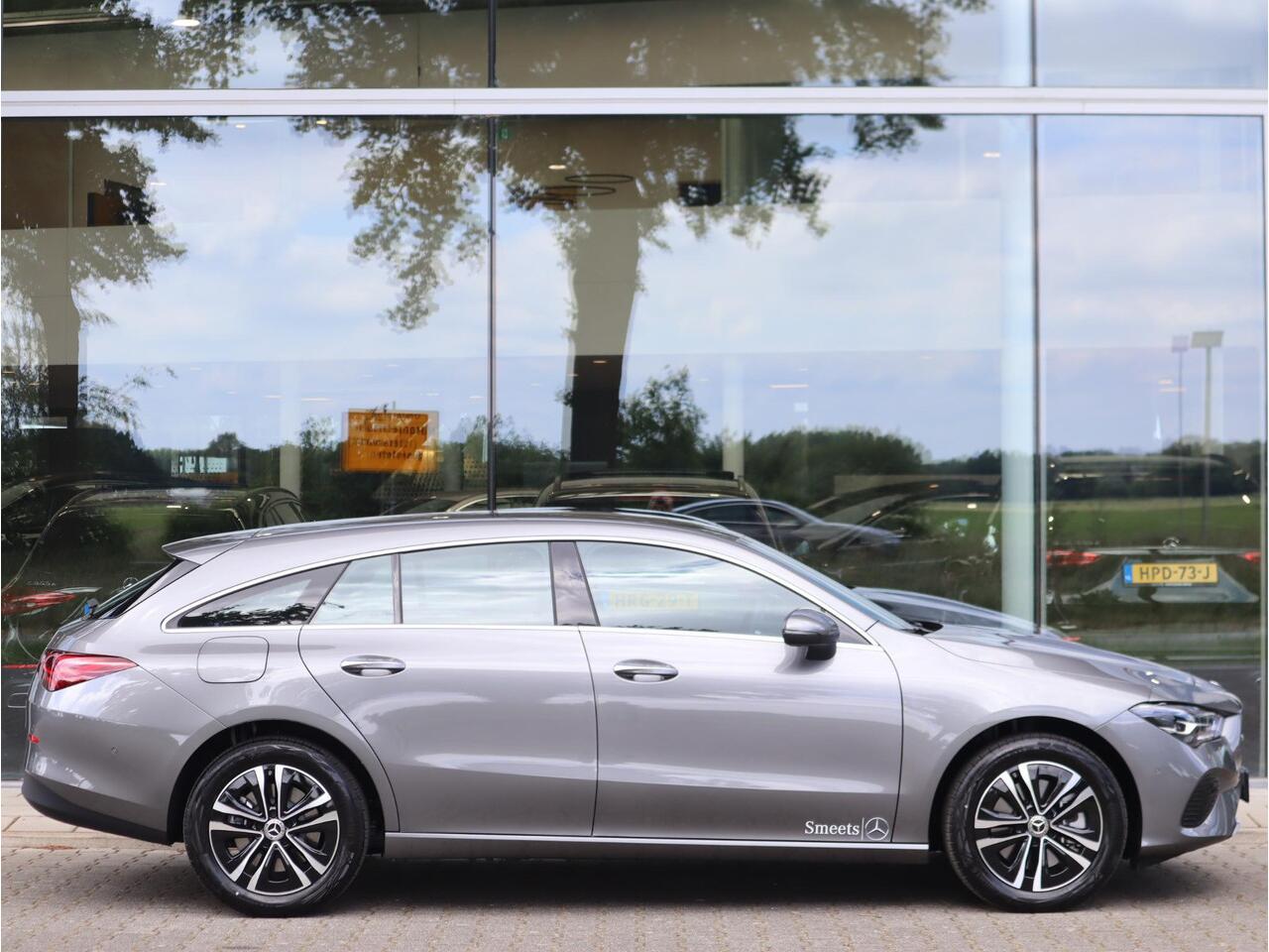 Mercedes-Benz CLA-KLASSE Shooting Brake 250 e Star Edition