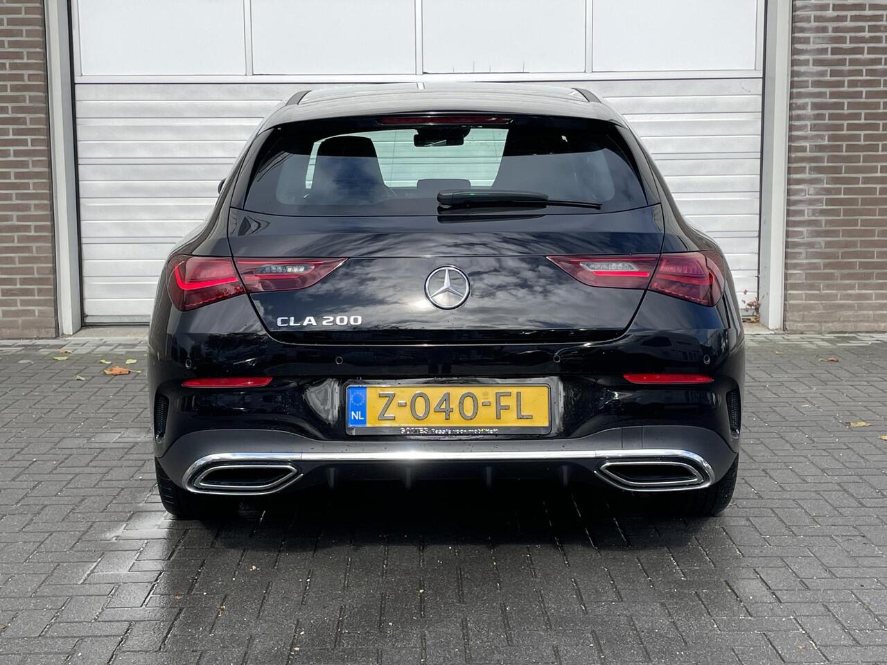 Mercedes-Benz CLA-KLASSE Shooting Brake 200 AMG Line | Achteruitrijcamera | Stoelverwarming | Sfeerverlichting