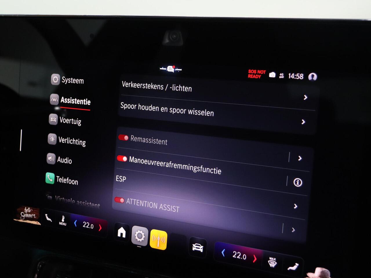 Mercedes-Benz CLA-KLASSE 250+ Launch Edition 85 kWh | AMG | Night | Panoramadak | 19" lichtmetalen velgen | Sfeerverlichting |