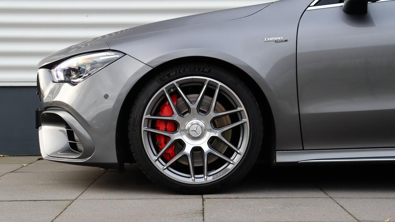 Mercedes-Benz CLA-KLASSE Shooting Brake AMG 45 S 4MATIC+ | AMG Drivers Package | Burmester | Panoramadak | Trekhaak |