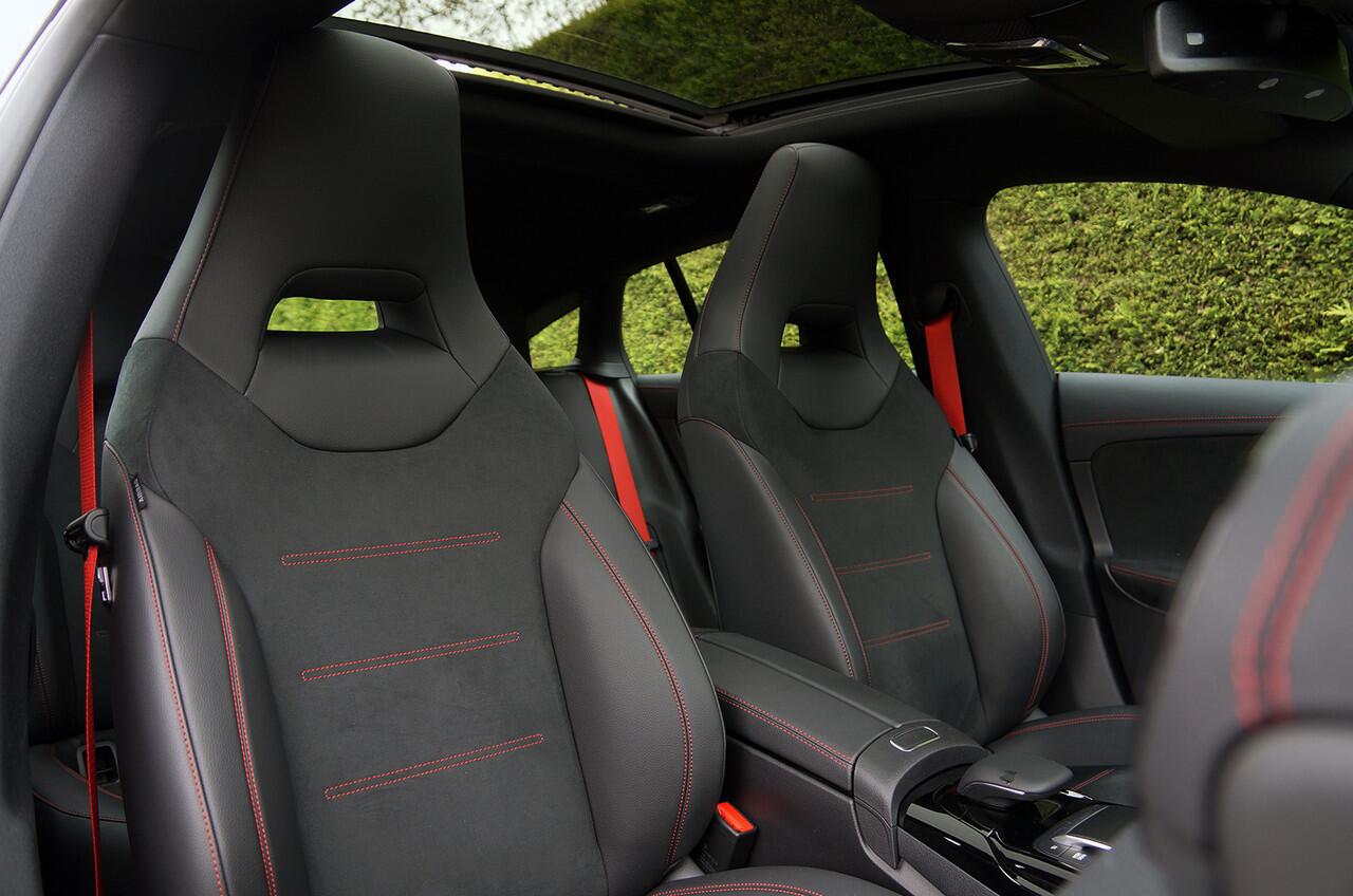 Mercedes-Benz CLA-KLASSE Shooting Brake CLA AMG 45 4M+ | Distronic Pano Trekhaak