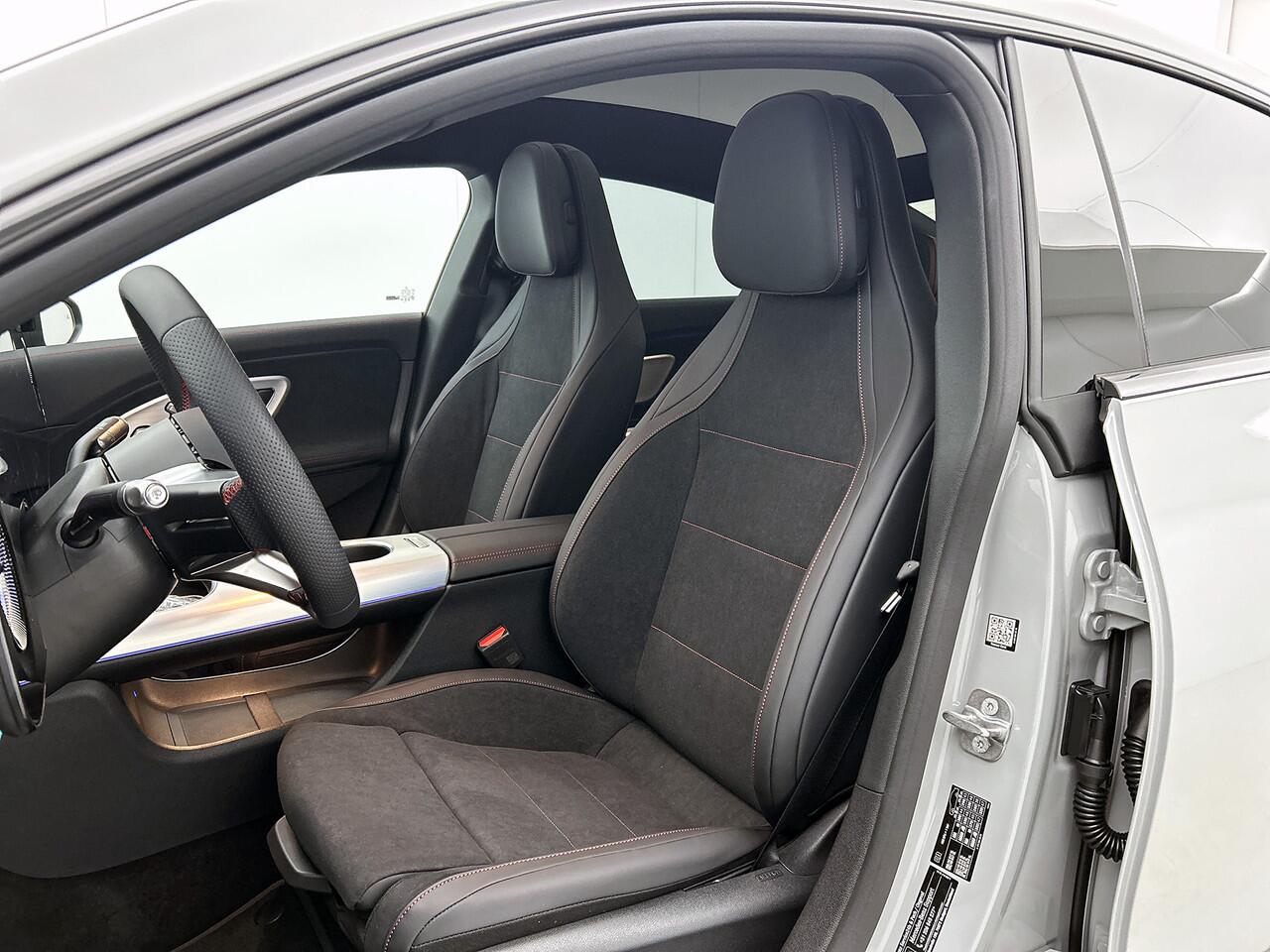 Mercedes-Benz CLA-KLASSE 250+ Launch Edition 85 kWh | Warmtepomp | Memorypakket | Adaptieve Cruisecontrol | Antidiefstal pakket URBAN GUARD | Nightpakket | 19 inch AMG velgen | Sierdelen aluminium | MULTIBEAM LED |