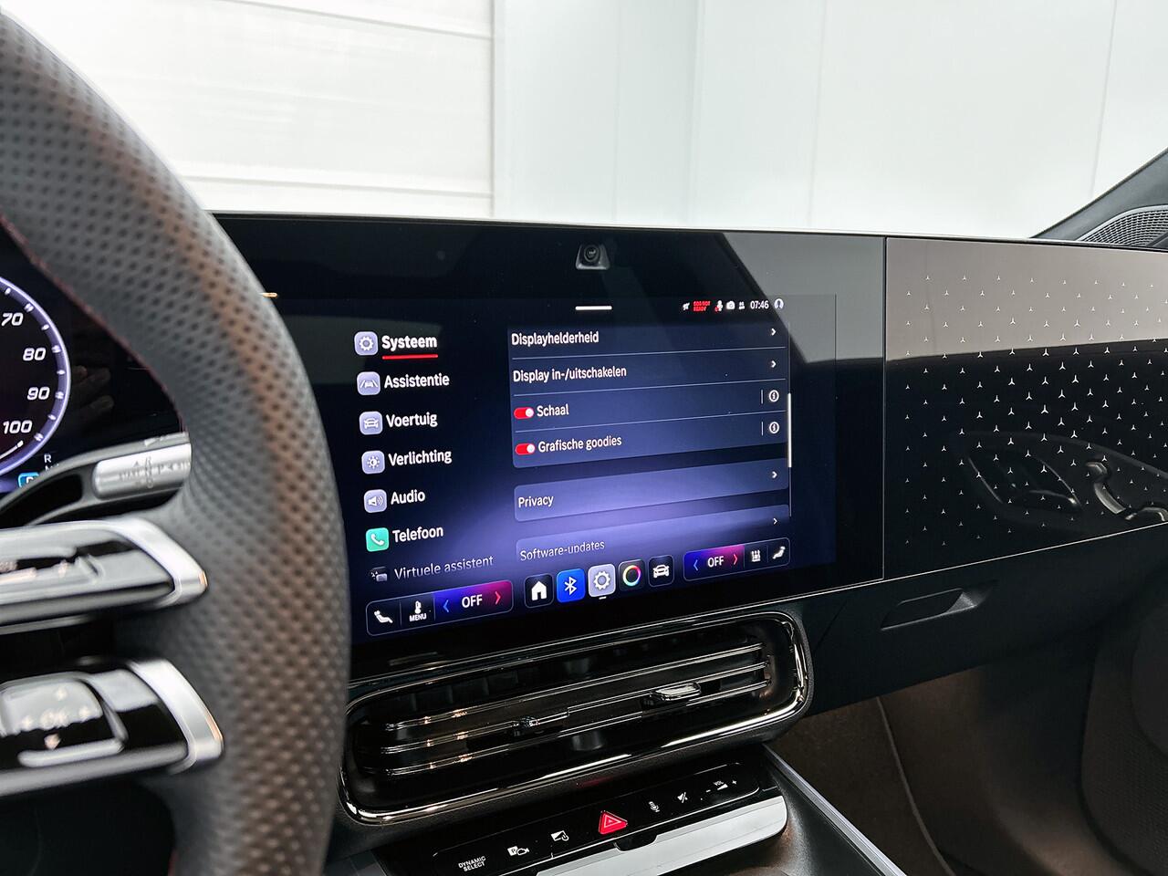 Mercedes-Benz CLA-KLASSE 250+ Launch Edition 85 kWh | Trekhaak | Warmtepomp | Multibeam LED | Panoramadak | Nightpakket | Smartphone integratie | Memorypakket | Adaptieve Cruisecontrol | Sierdelen aluminium | Antidiefstal pakket URBAN GUARD |