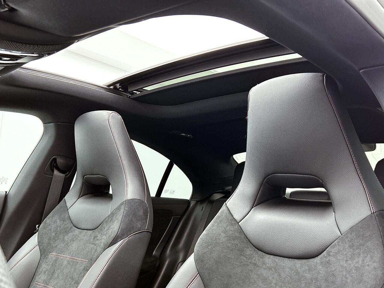 Mercedes-Benz CLA-KLASSE 250 e Business Solution AMG | Nightpakket | Antidiefstalpakket GUARD 360° Plus | Trekhaak | Smartphone-integratie | Multibeam LED | Panoramaschuifdak | KEYLESS-GO comfortpakket |