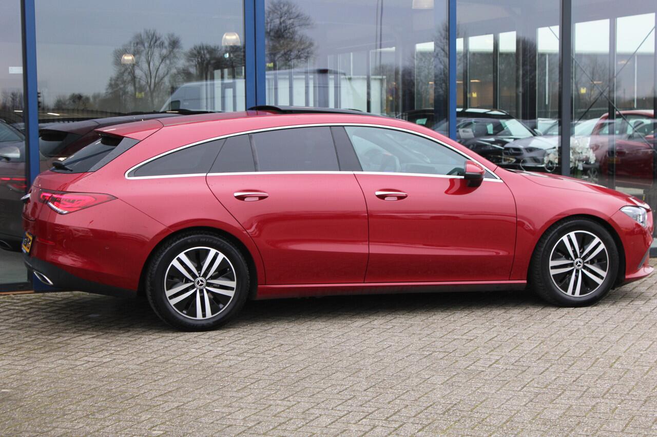 Mercedes-Benz CLA-KLASSE Shooting Brake 200 AUT7 Luxury Line PANORAMADAK LEDER MEMORY DISTRONIC SFEER CARPLAY KEY-LESS GO MULTIBEAM
