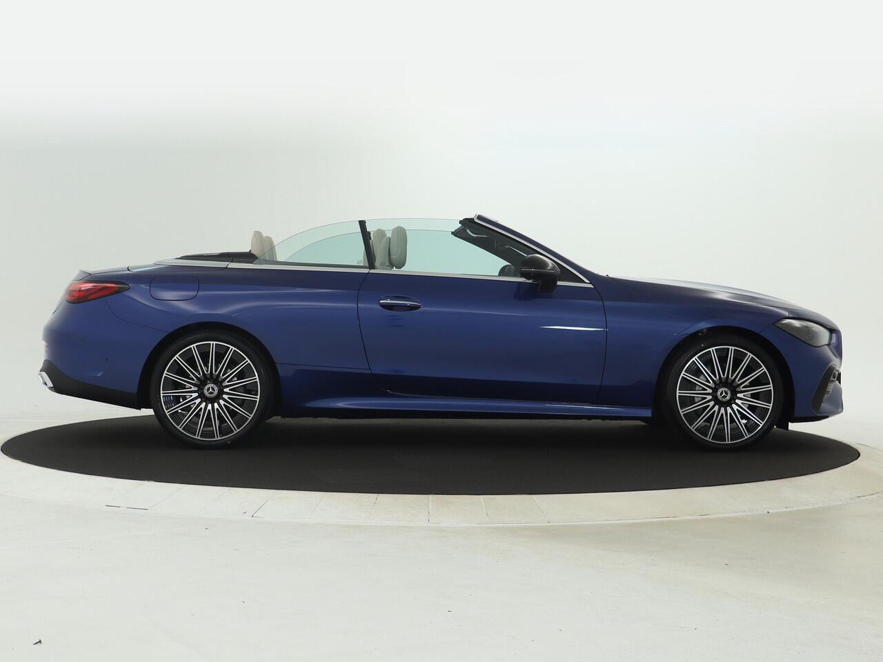 Mercedes-Benz CLE Cabriolet 200 AMG Line | Nightpakket | Premium pakket | AMG spoiler | Parkeerpakket met 360°-camera | Memorypakket | Cabriolet comfortpakket | 20 inch AMG velgen | KEYLESS GO |