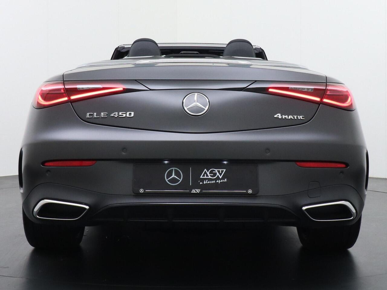 Mercedes-Benz CLE Cabriolet 450 4MATIC AMG Line | Airscarf | Multicontourstoelen Voorin | Distronic Cruise Control | Digital Light | Head-Up Display | Burmester Surround Sound | Memorystoelen | Nightpakket
