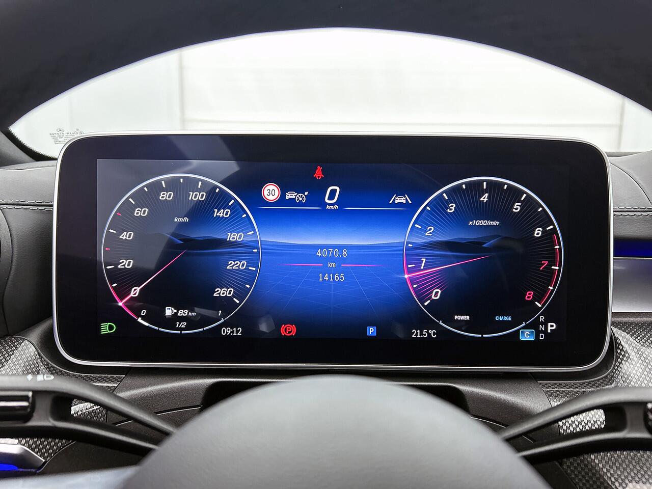 Mercedes-Benz CLE Coupé 200 AMG Line | Panoramadak |Multi spaaks Lichtmetalen velgen |"Night pakket | Parking support met camera achter |Haed-up display | Inclusief 24 maanden MB Certified garantie voor Europa.