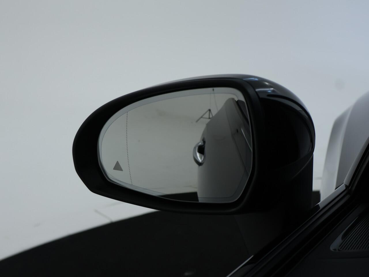 Mercedes-Benz CLE Coupé 200 AMG Line | AMG Line | Night Pakket | Panoramadak | 20 Inch AMG LM Velgen | Stuur en Stoelverwarming | Inclusief 24 maanden MB Certified garantie voor Europa.