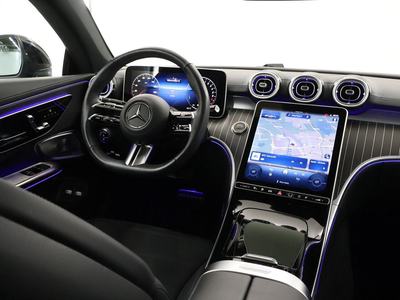 Mercedes-Benz CLE Coupé 300 e AMG Line | Burmester | Panoramadak | Premium pakket | 360 camera | Digital light |