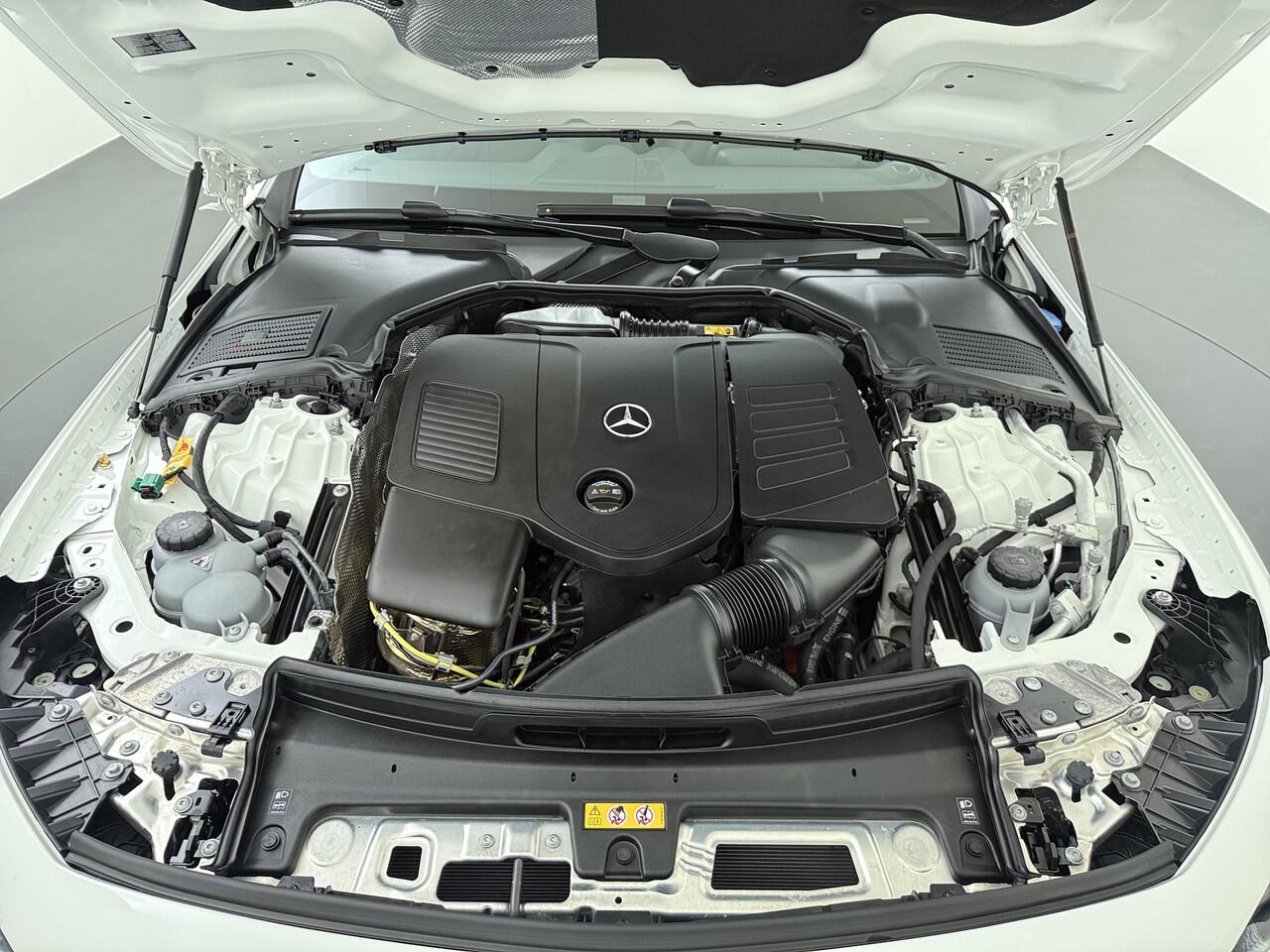 Mercedes-Benz CLE Coupé 300 e AMG Line | Pano Night Camera