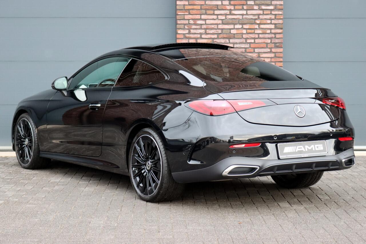 Mercedes-Benz CLE Coupé 200 AMG Line | Distronic | Memory | Burmester | Panoramadak | HUD | Digital Light | Verwarmd Stuurwiel | Surround Camera | Keyless Go | Nightpakket |