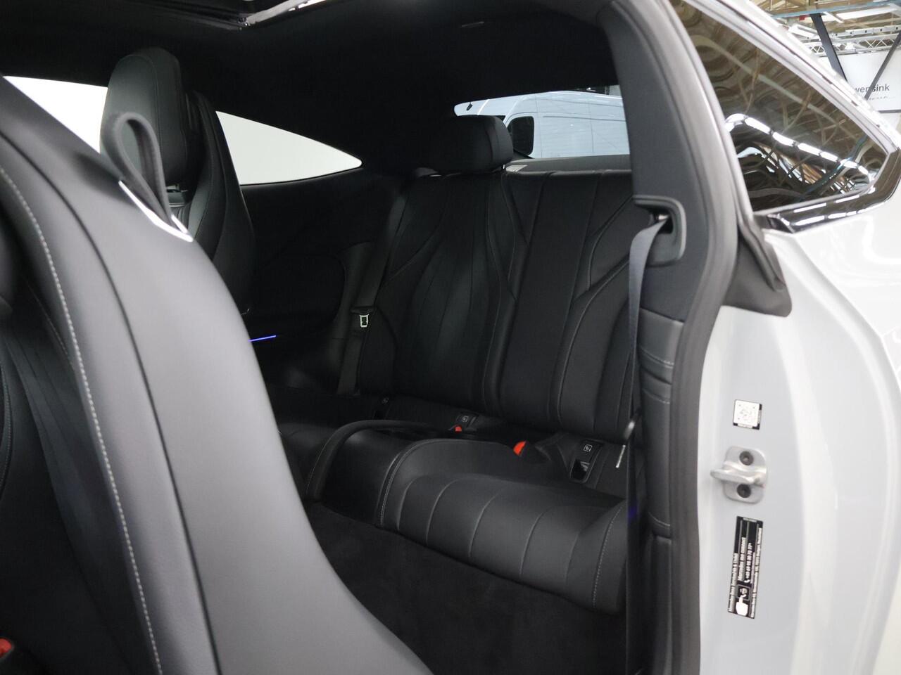 Mercedes-Benz CLE Coupé 300 e AMG Line | Premium plus | Leder | Rij assistentiepakket | Night pakket | Winter pakket |