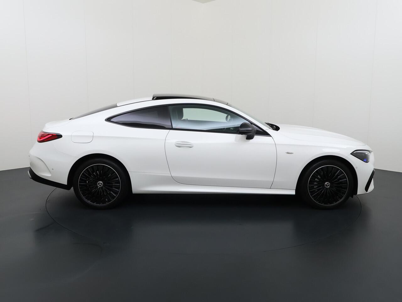 Mercedes-Benz CLE Coupé 300 e AMG Line | Pano Night Camera