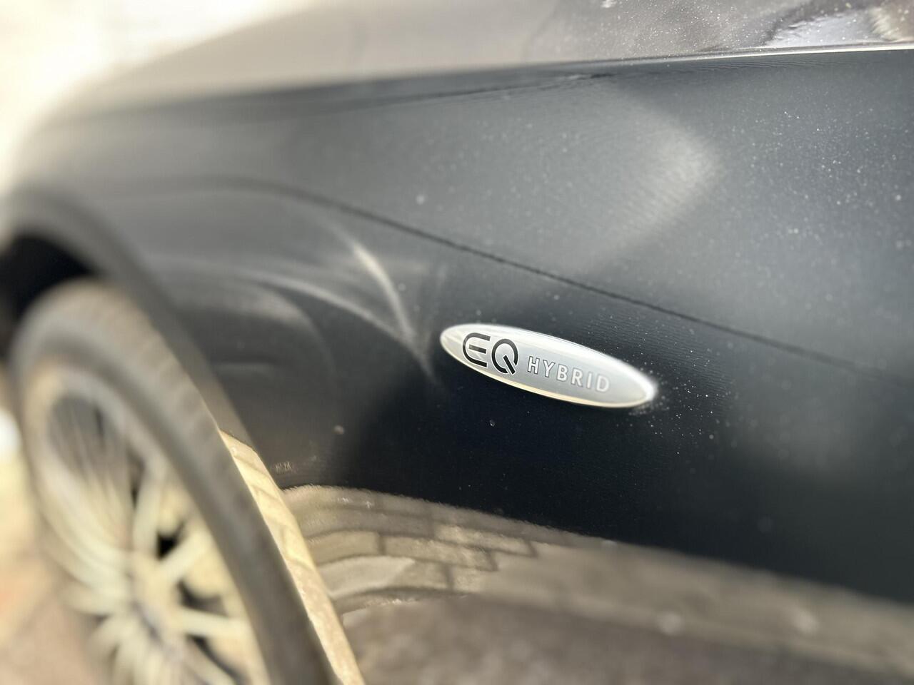 Mercedes-Benz CLE Coupé 300 e AMG Line | Premium Pakket | Night Pakket | Winter Pakket | Panoramadak | 360° Camera | DISTRONIC Afstandsassistent | Dodehoekassistent | Elektrisch Verstelbare Stoelen + Memory | Stuurverwarming | Apple CarPlay | Android Auto