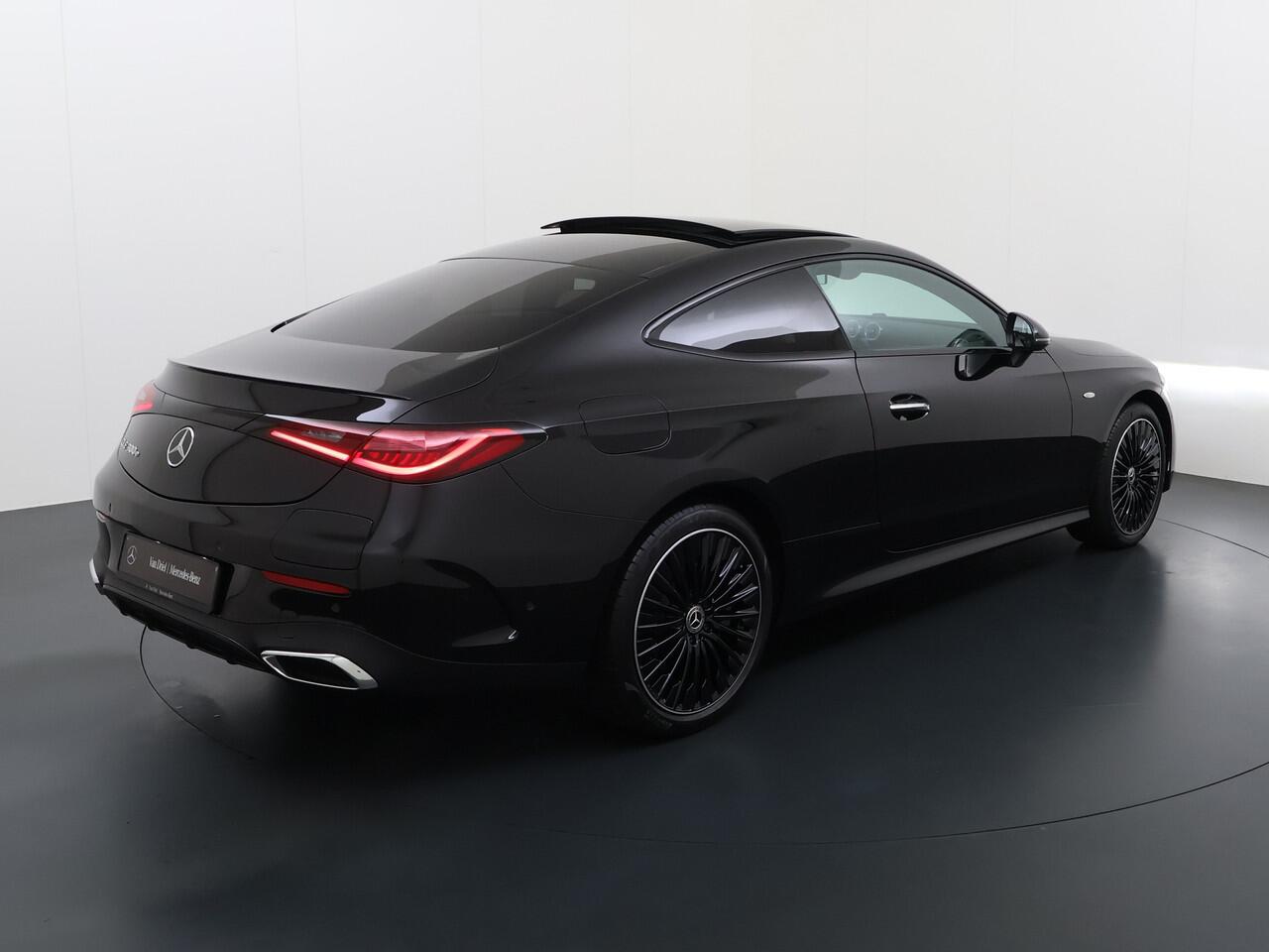 Mercedes-Benz CLE Coupé 300 e AMG Line | Pano Memory Distronic