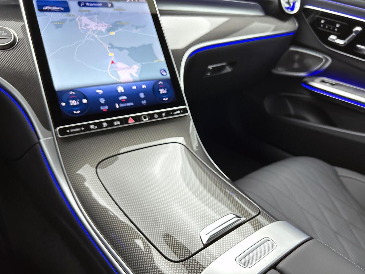 Mercedes-Benz CLE Coupé 300 e AMG Line | Premium Plus | Winter pakket | Nightpakket | Multicontourstoelen voor | Digital Light | Burmester® 3D surround sound system | Stoelventilatie voor | AMG spoiler | Head-up display |