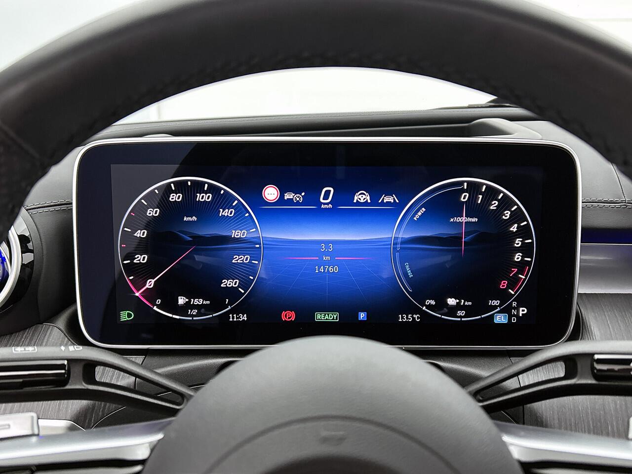 Mercedes-Benz CLE Coupé 300 e AMG Plug-In Hybride AMG Line Premium Plus | Night Pakket | Trekhaak | Distronic | Panorama Schuif-Kanteldak | Stuur en Stoelverwarming. Inclusief 24 maanden MB Certified garantie voor Europa.