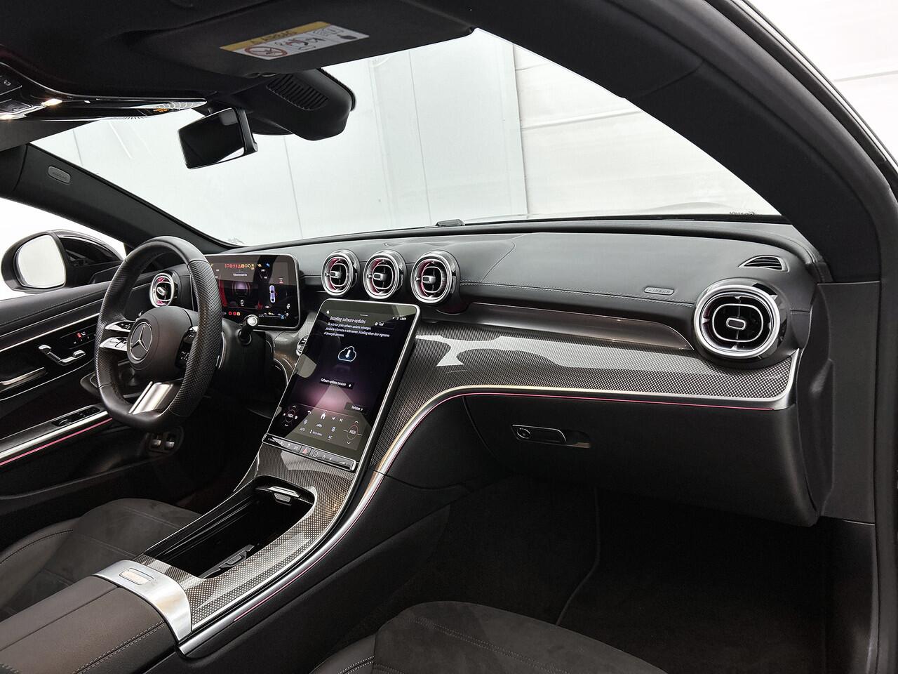 Mercedes-Benz CLE Coupé 300 e AMG Plug-In Hybride AMG Line | Night Pakket | Digiltal Light | Burmester® | Distronic | AMG Spoiler | Stoel en Stuurverwarming. | Sfeerverlichting Inclusief 24 maanden MB Certified garantie voor Europa.