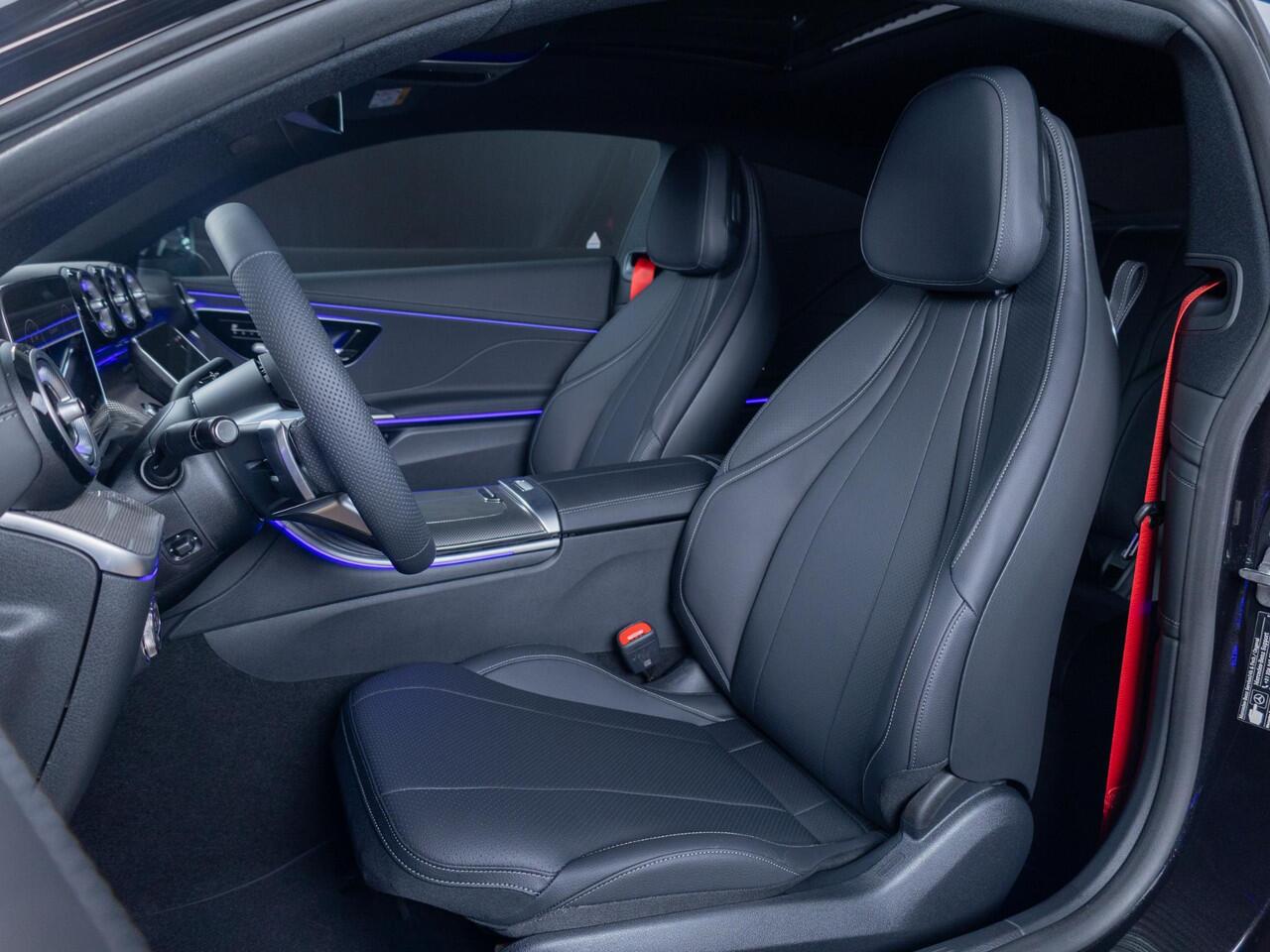 Mercedes-Benz CLE Coupé 300 e AMG Line Premium PLUS | Panorama dak