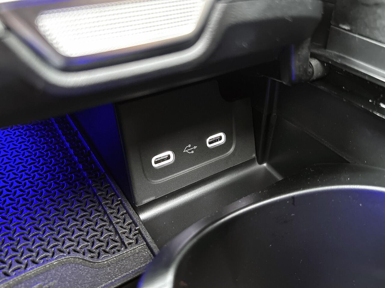 Mercedes-Benz CLE Coupé 300 e AMG Line | Premium Plus pakket | Winter pakket | Nightpakket | Multicontourstoelen voor | Rijassistentiepakket Plus | Stoelventilatie/- verwarming voor |