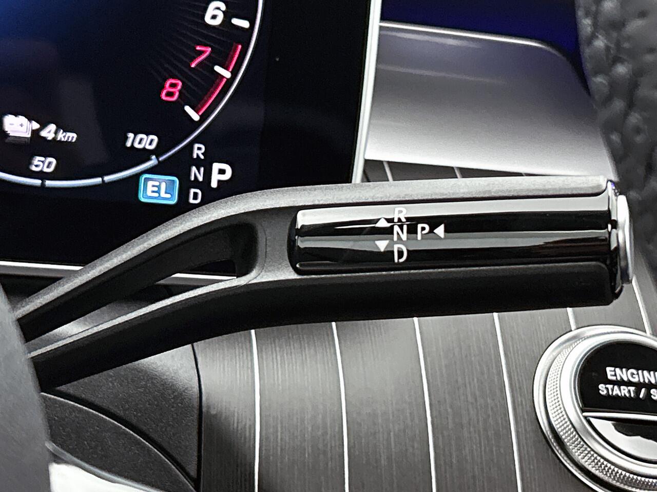 Mercedes-Benz CLE Coupé 300 e AMG Plug-In Hybride Edition AMG Line | Night Pakket | Trekhaak | Burmester® | Digitaal Licht | Distronic | Stuur en Stoelverwarming. Inclusief 24 maanden MB Certified garantie voor Europa.