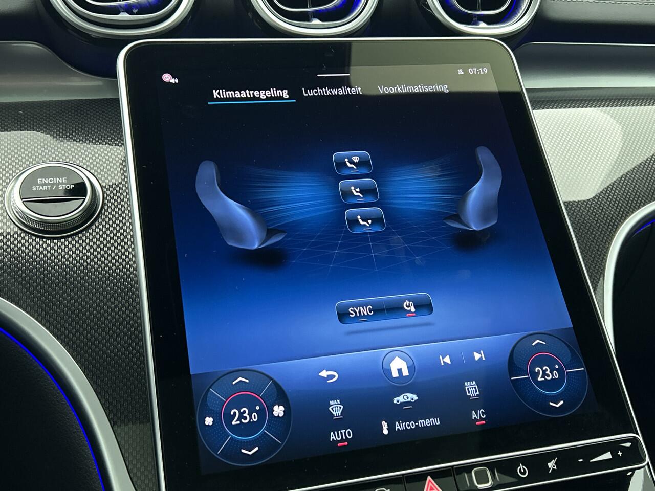 Mercedes-Benz CLE Coupé 300 e AMG Plug-In Hybride AMG Line | Night Pakket | Digital Licht | Distronic | Rijassistentiepakket plus | Stuur en Stoelverwarming. Inclusief 24 maanden MB Certified garantie voor Europa.