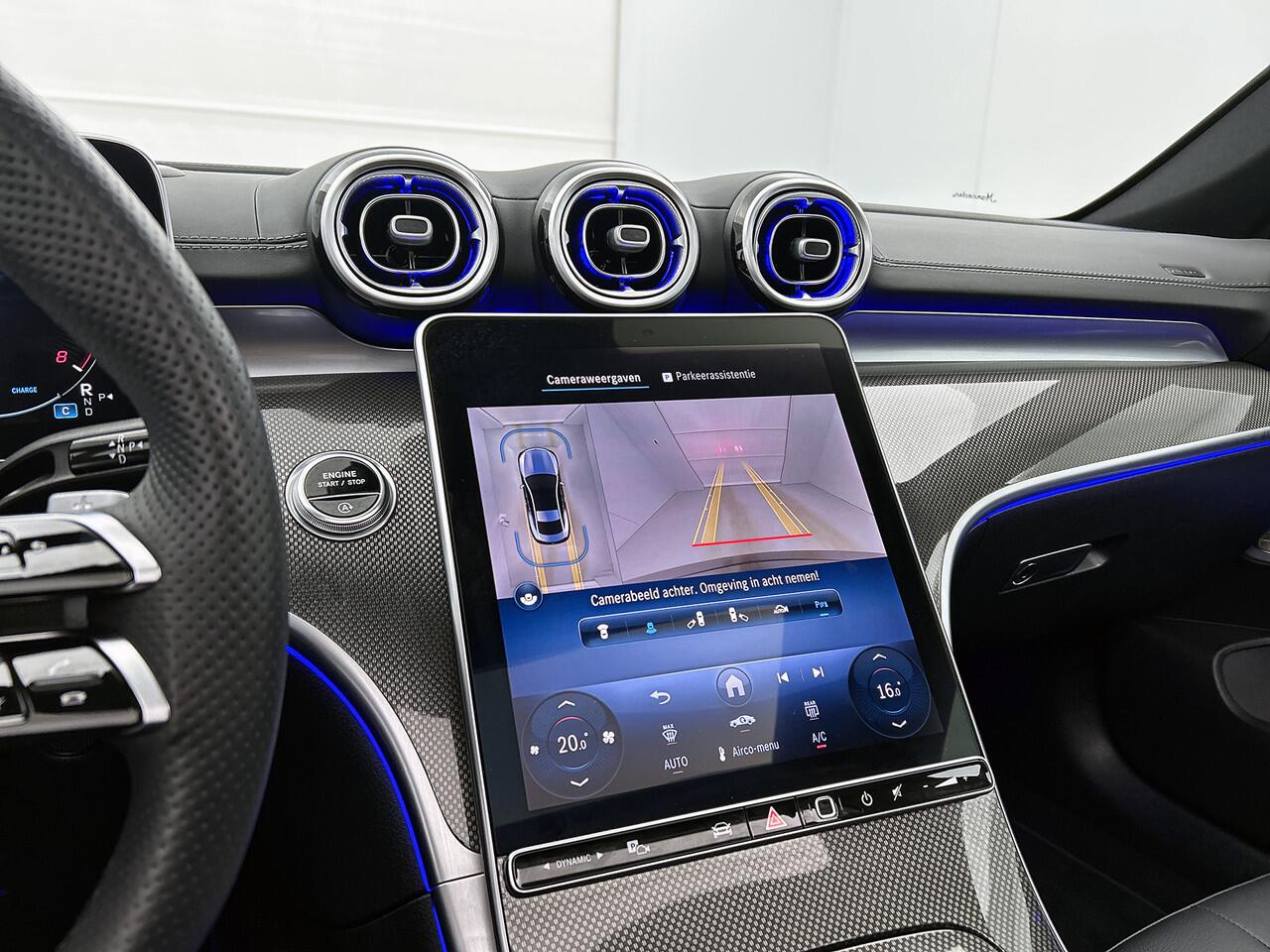 Mercedes-Benz CLE Coupé 200 AMG Line | Panoramadak |Multi spaaks Lichtmetalen velgen |"Night pakket | Parking support met camera achter |Haed-up display | Inclusief 24 maanden MB Certified garantie voor Europa.