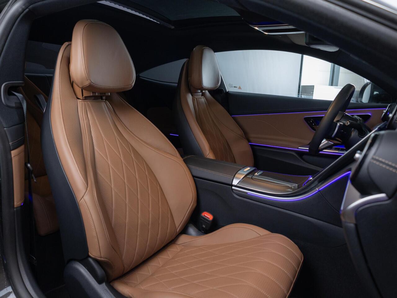 Mercedes-Benz CLE Coupé 300 4MATIC AMG Line Panorama dak