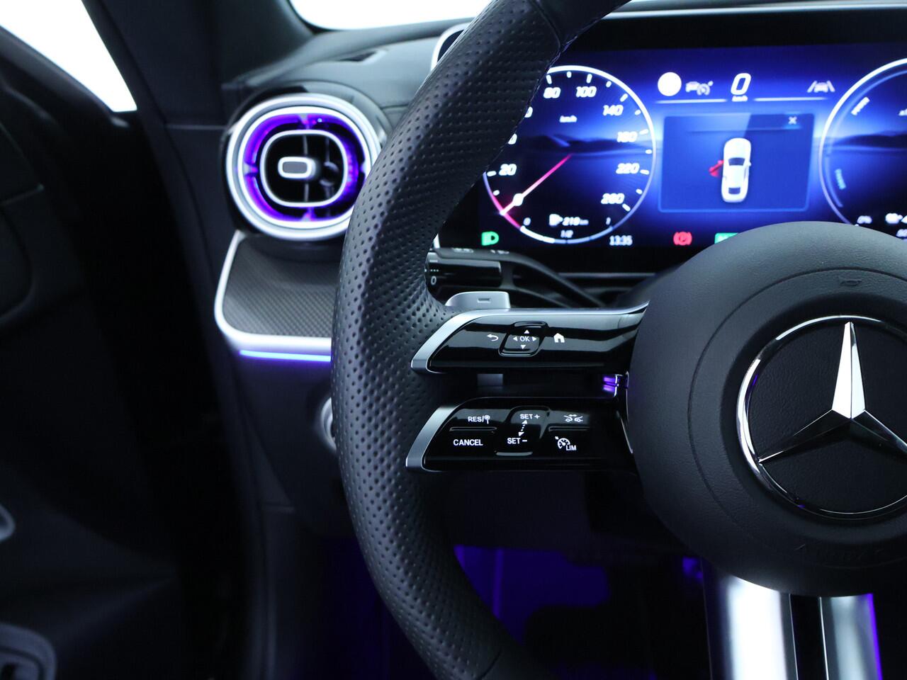 Mercedes-Benz CLE Coupé 300 e AMG Plug-In Hybride | Panoramadak | Burmester® | Dode Hoek Ass | Distronic | Memory | Stuur en Stoelverwarming | Inclusief 24 maanden Mercedes-Benz Certified garantie voor Europa.