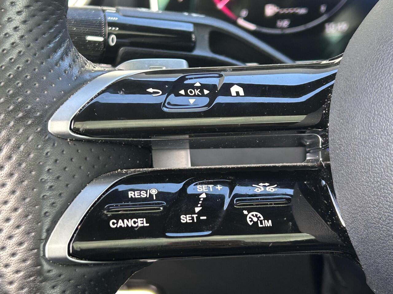 Mercedes-Benz CLE Coupé 300 e AMG Line | Panoramadak | Cruise Control | Stoelverwarming