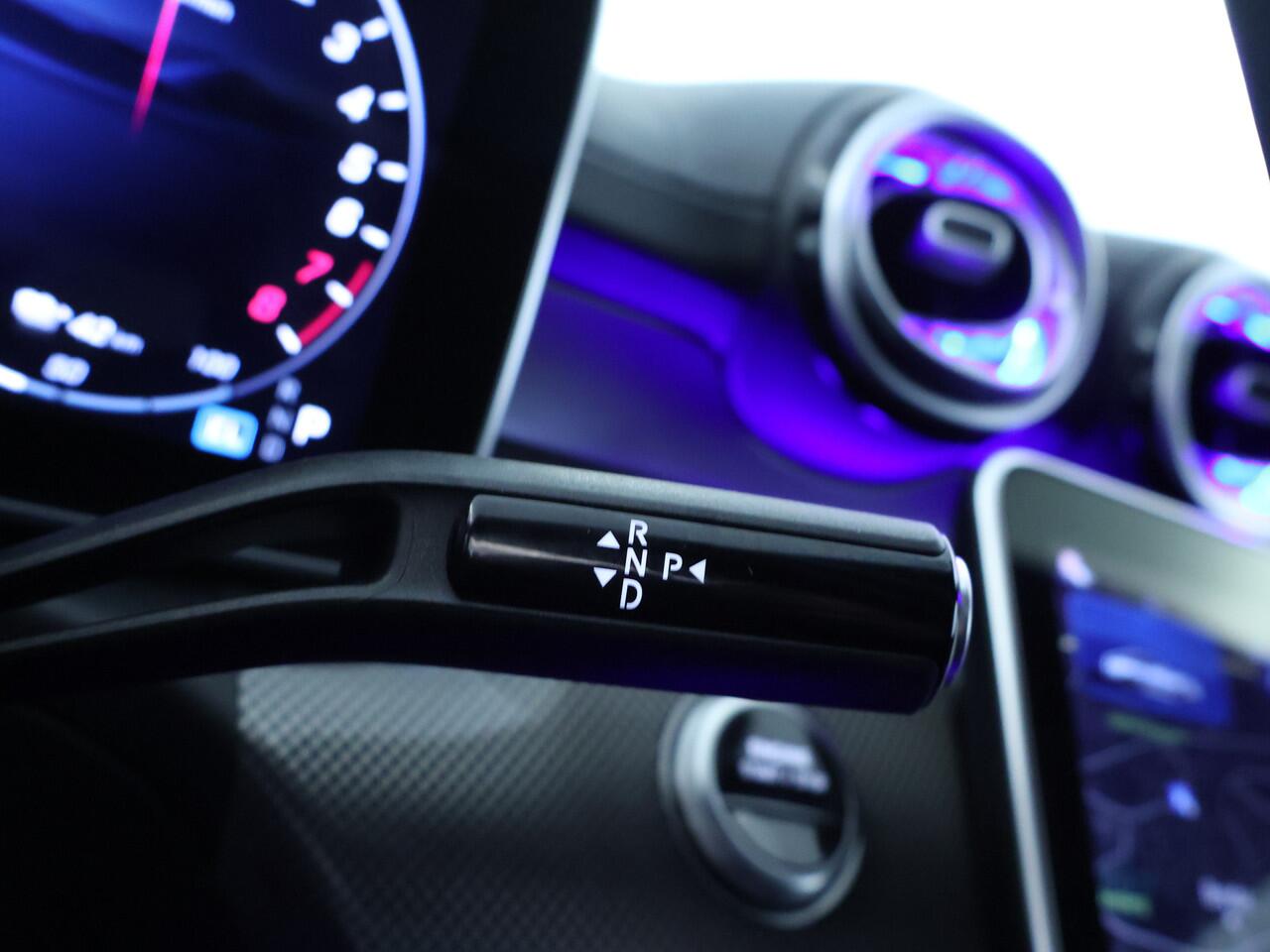 Mercedes-Benz CLE Coupé 300 e AMG Plug-In Hybride | Panoramadak | Burmester® | Dode Hoek Ass | Distronic | Memory | Stuur en Stoelverwarming | Inclusief 24 maanden Mercedes-Benz Certified garantie voor Europa.