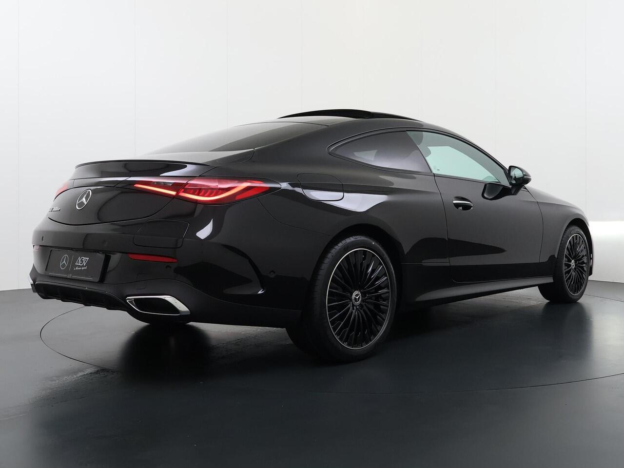 Mercedes-Benz CLE Coupé 300 e AMG Line