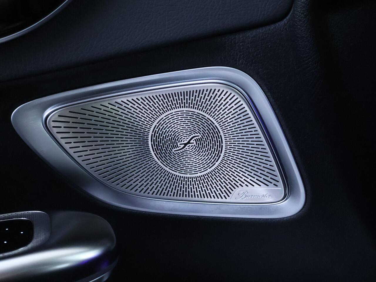 Mercedes-Benz CLE Coupé 300 e AMG Plug-In Hybride | Panoramadak | Burmester® | Dode Hoek Ass | Distronic | Memory | Stuur en Stoelverwarming | Inclusief 24 maanden Mercedes-Benz Certified garantie voor Europa.