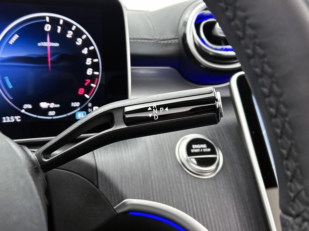 Mercedes-Benz CLE Coupé 300 e AMG Plug-In Hybride AMG Line Premium Plus | Night Pakket | Trekhaak | Distronic | Panorama Schuif-Kanteldak | Stuur en Stoelverwarming. Inclusief 24 maanden MB Certified garantie voor Europa.