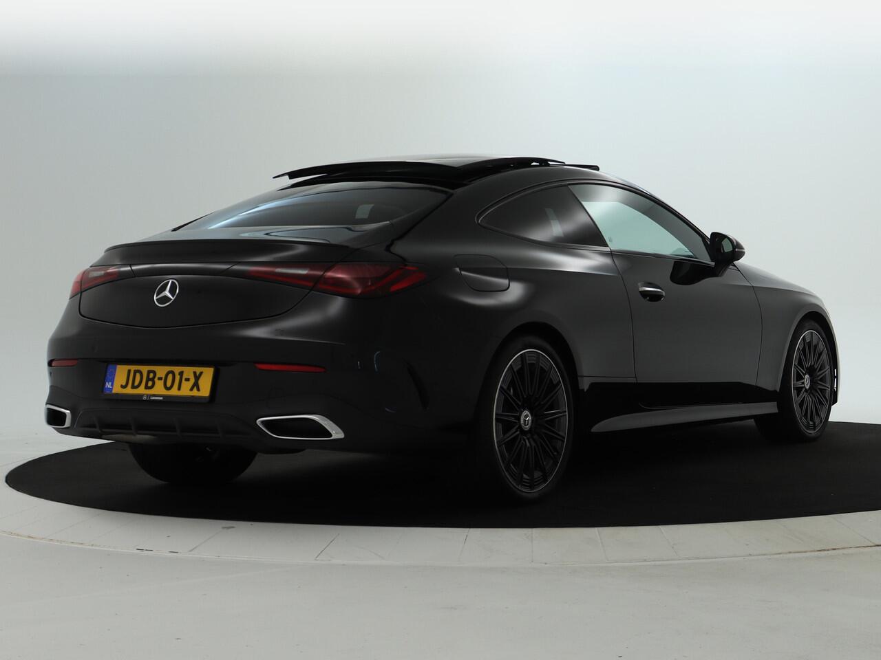 Mercedes-Benz CLE Coupé 200 AMG Line | AMG Line | Night Pakket | Panoramadak | 20 Inch AMG LM Velgen | Stuur en Stoelverwarming | Inclusief 24 maanden MB Certified garantie voor Europa.