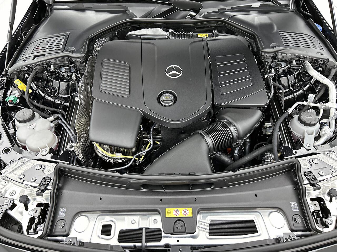 Mercedes-Benz CLE Coupé 300 e AMG Line | Premium Plus pakket | Winter pakket | Nightpakket | Multicontourstoelen voor | Rijassistentiepakket Plus | Stoelventilatie/- verwarming voor |