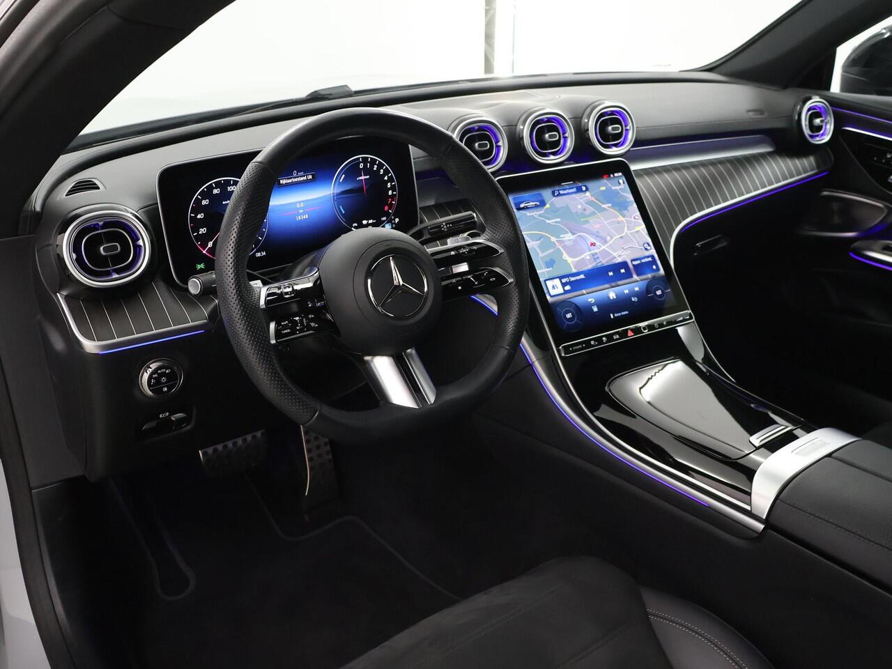 Mercedes-Benz CLE Coupé 300 e AMG Line | Burmester | Panoramadak | Premium pakket | 360 camera | Digital light |