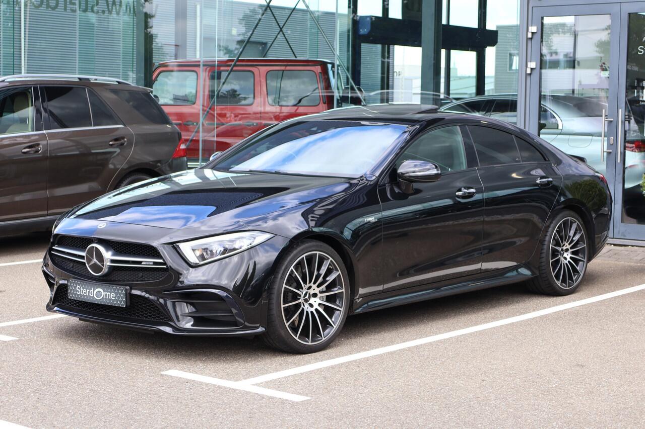 Mercedes-Benz CLS-KLASSE AMG 53 4MATIC+ Premium Plus l Schuif- / Kanteldak l Distronic Plus l Memory l Stoelverwarming en Stoelventilatie l Head Up l LED adaptief l Airmatic l Keyless Go l Burmester l Sfeerverlichting l Nappa LEDER l AMG Night pakket l Achteruitrij camera | Draad