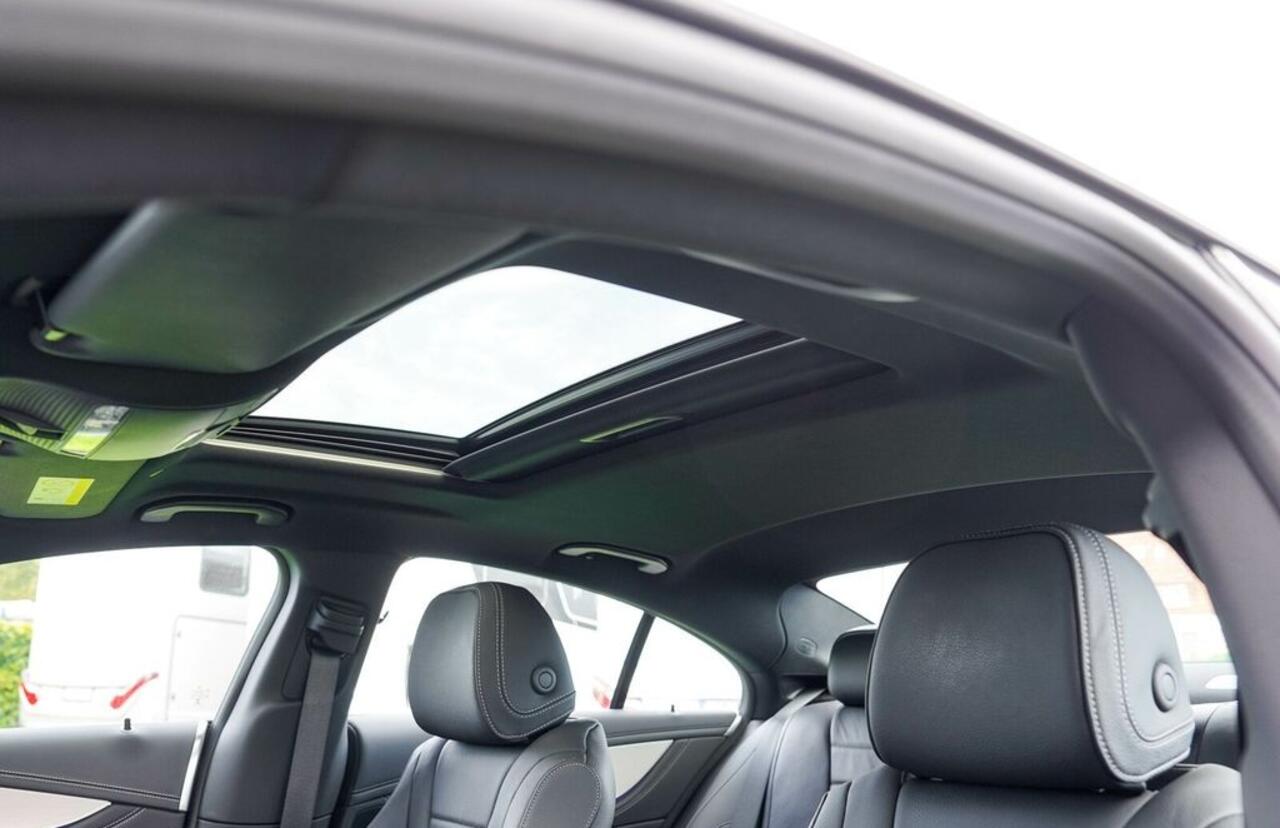 Mercedes-Benz CLS-KLASSE 450 4MATIC AMG Line Distronic WideScreen Schuifdak LED
